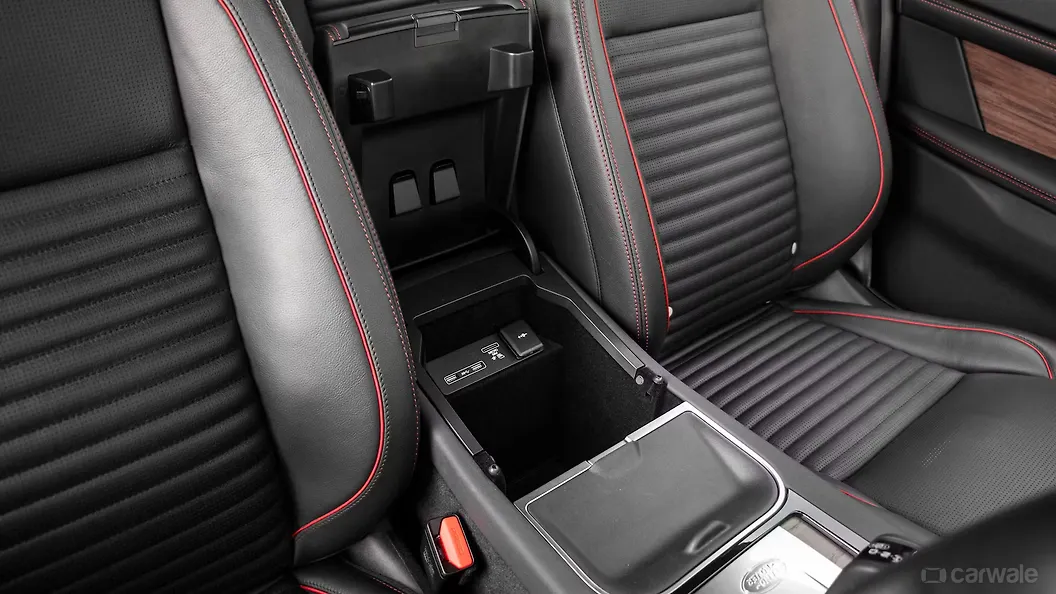 Discovery Sport Front Centre Arm Rest Image, Discovery Sport Photos in