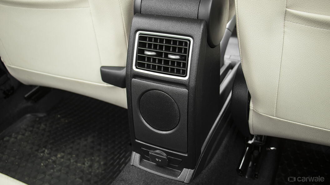 Volkswagen Vento Rear Row AC Controls