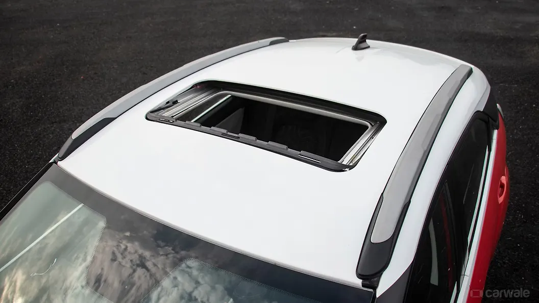 Nexon Sunroof/Moonroof Image, Nexon Photos in India CarWale