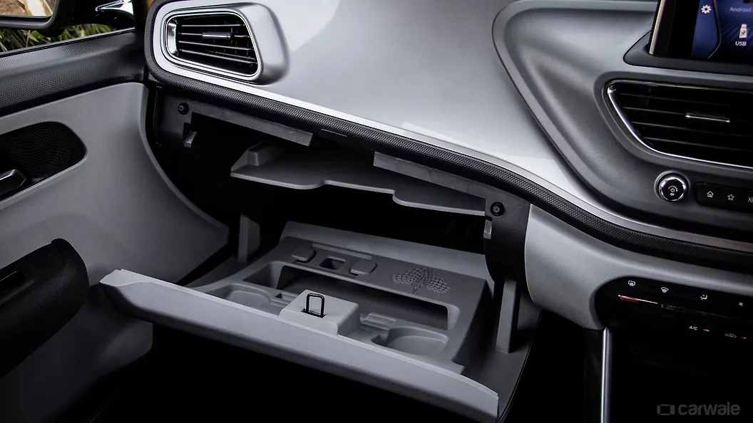 Altroz Glove Box Image, Altroz Photos in India CarWale