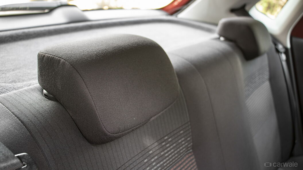 Volkswagen Polo Front Seat Headrest
