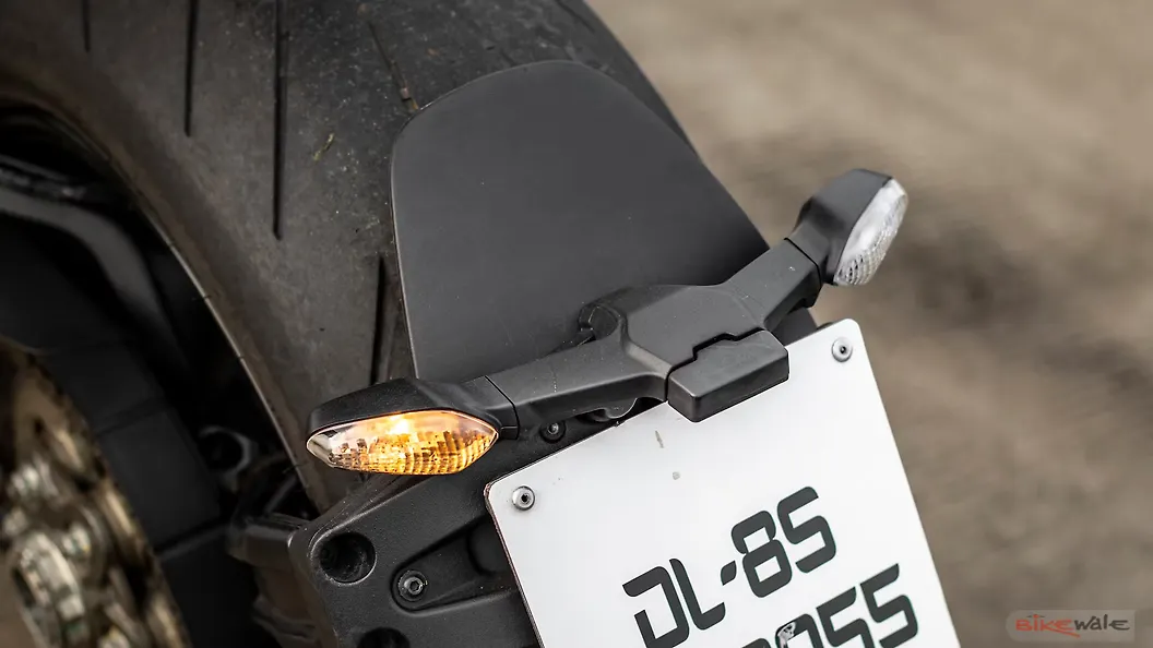 Ducati Diavel 1260 Rear Turn Indicators Image – BikeWale