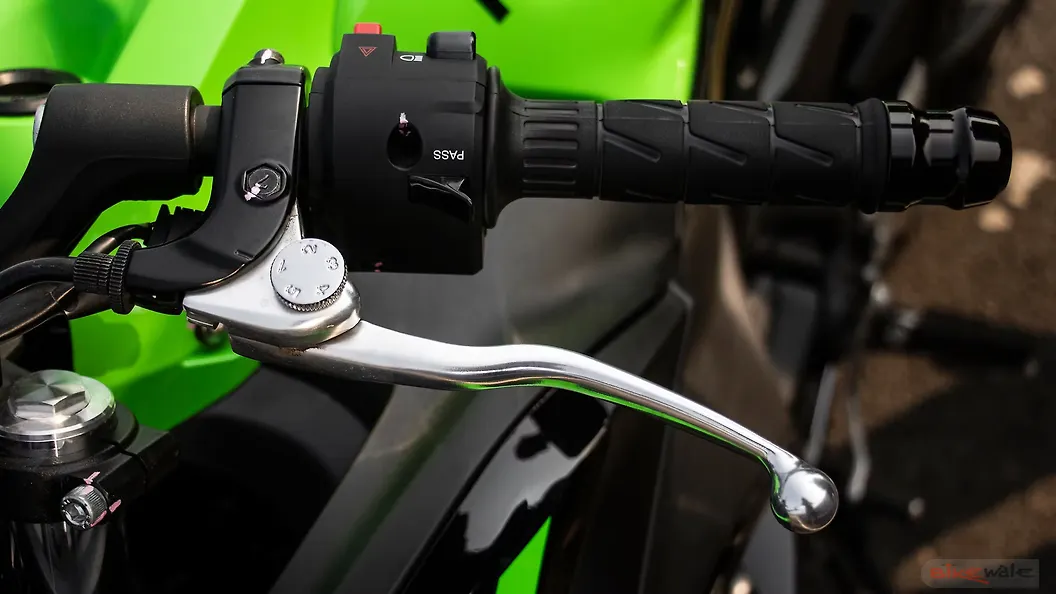 Kawasaki Ninja 650 [20202021] Clutch Lever Image BikeWale