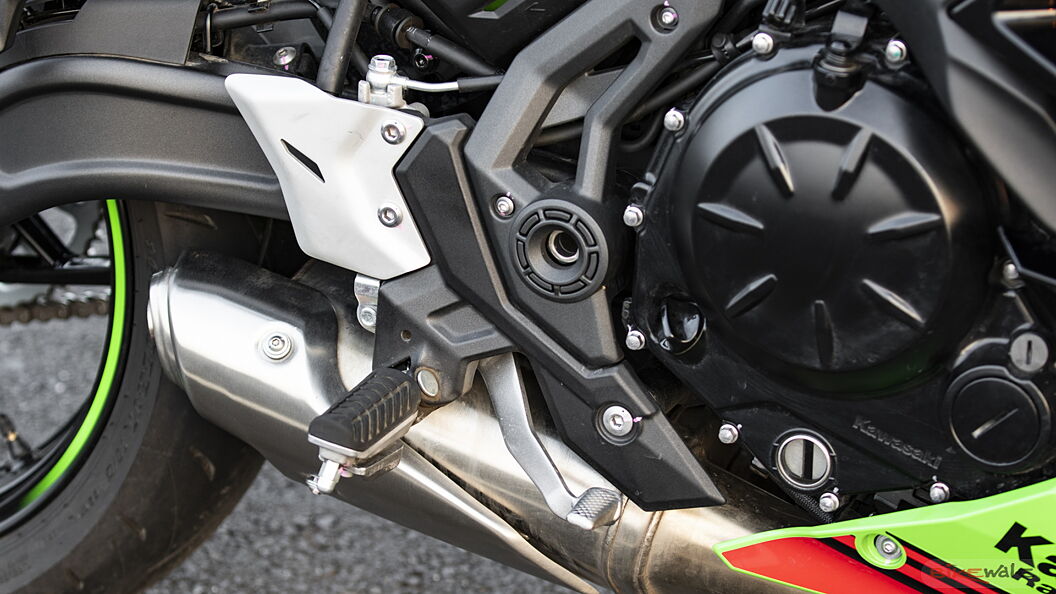 Kawasaki Ninja 650 [2020-2021] Clutch Lever Image – BikeWale