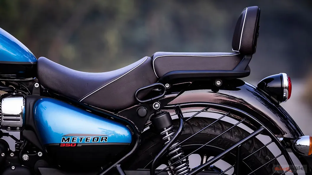 Royal Enfield Meteor 350 Seat Backrest Image – BikeWale