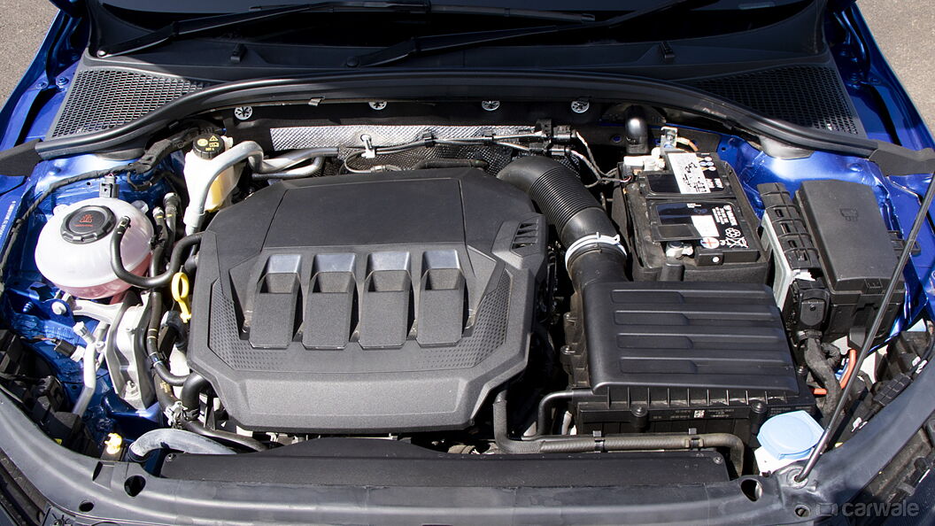 Skoda Octavia RS 245 Engine Shot