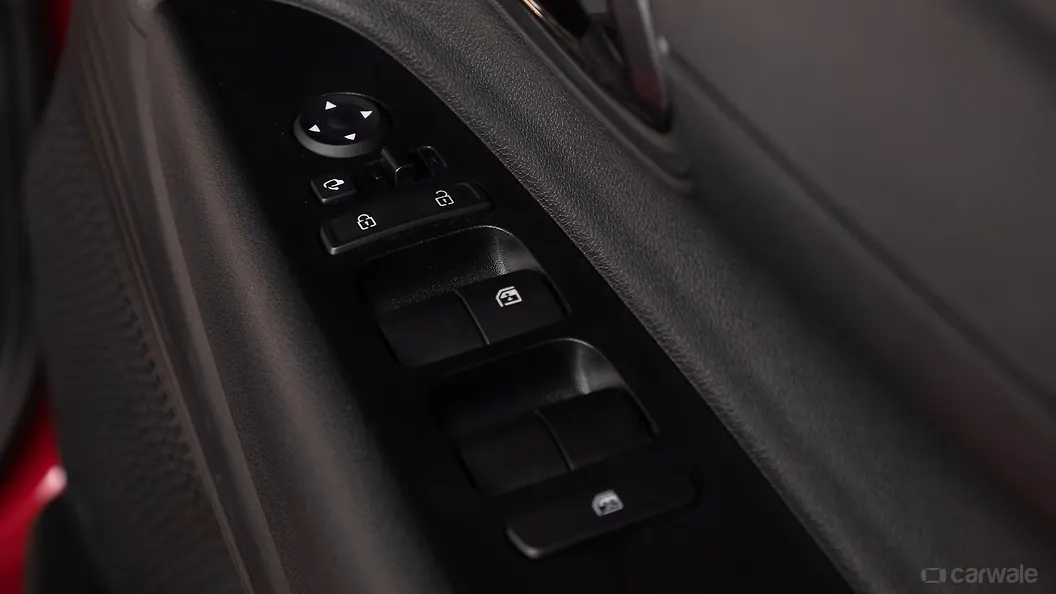 i20 Front Driver Power Window Switches Image, i20 Photos in India CarWale