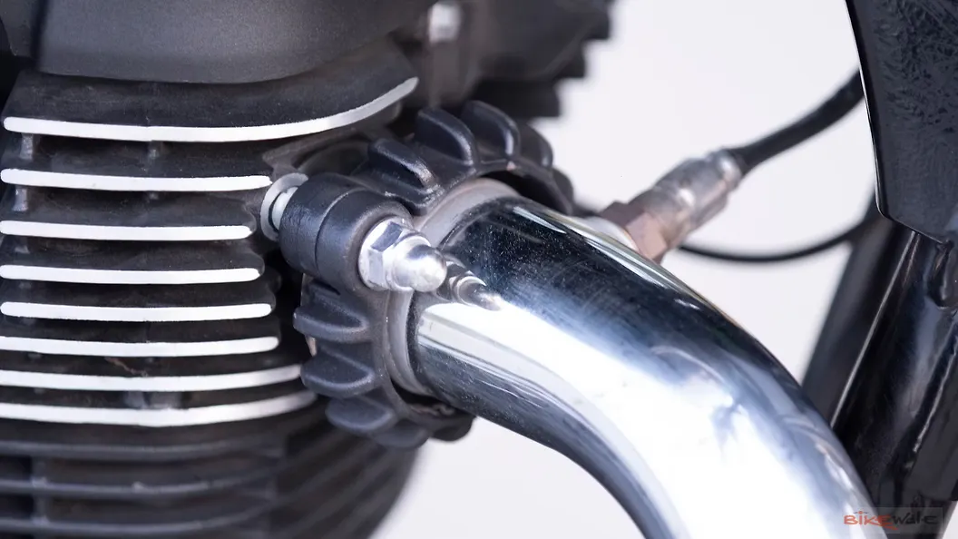 Royal Enfield Meteor 350 Rear View Mirror Image – BikeWale