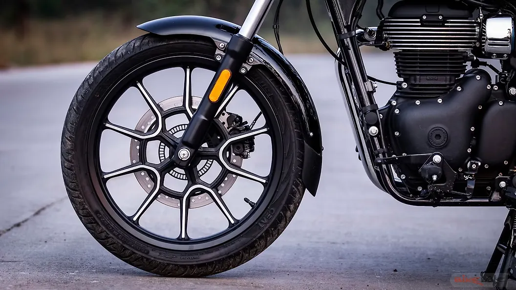 Royal Enfield Meteor 350 Front Alloy Wheel Image – BikeWale