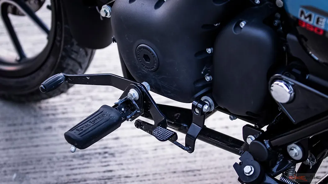 Royal Enfield Meteor 350 Gear Shift Lever Image BikeWale