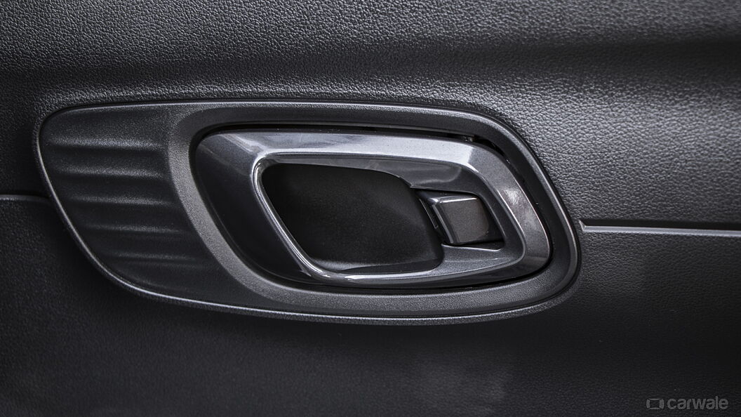 Discontinued Hyundai i20 2020 Front Door Handle