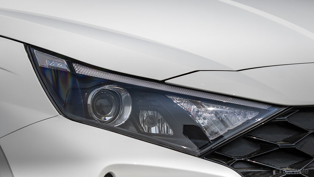 Discontinued Hyundai i20 2020 Headlight