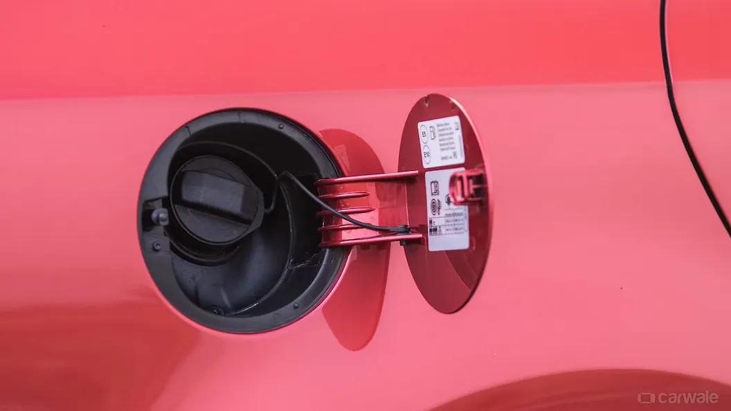 Vento Open Fuel Lid Image, Vento Photos in India CarWale