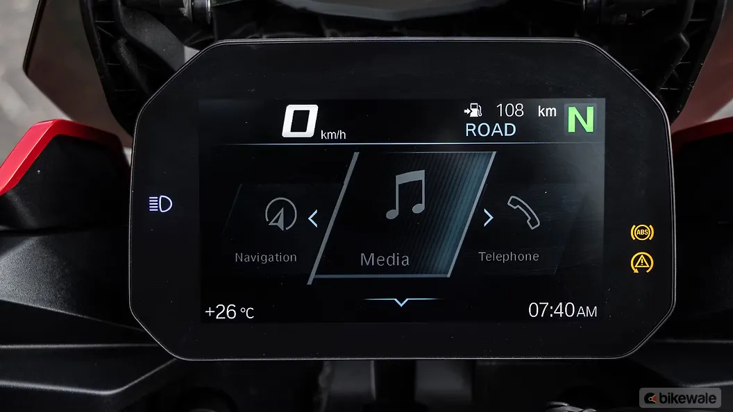 BMW F900XR [2021] Instrument Cluster Image – BikeWale