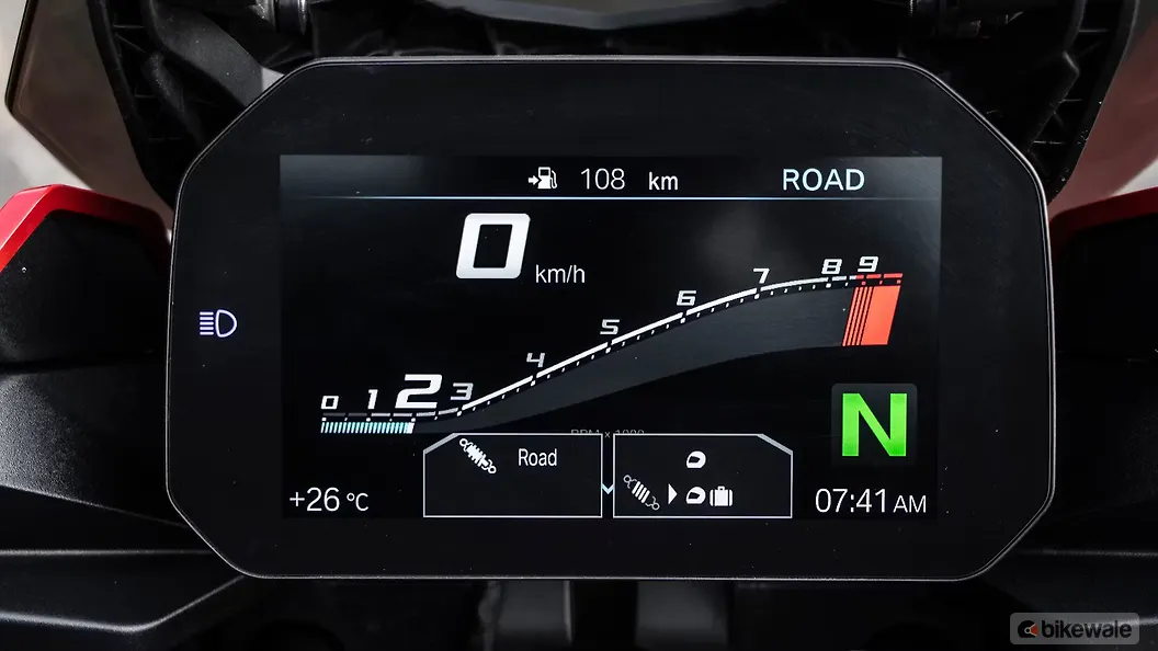 BMW F900XR [2021] Instrument Cluster Image – BikeWale