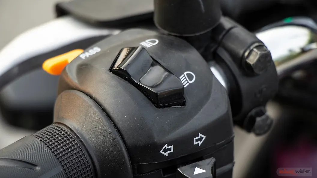 TVS Radeon Clutch Lever Image BikeWale