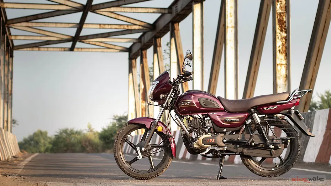 TVS Radeon Rear View Image – BikeWale
