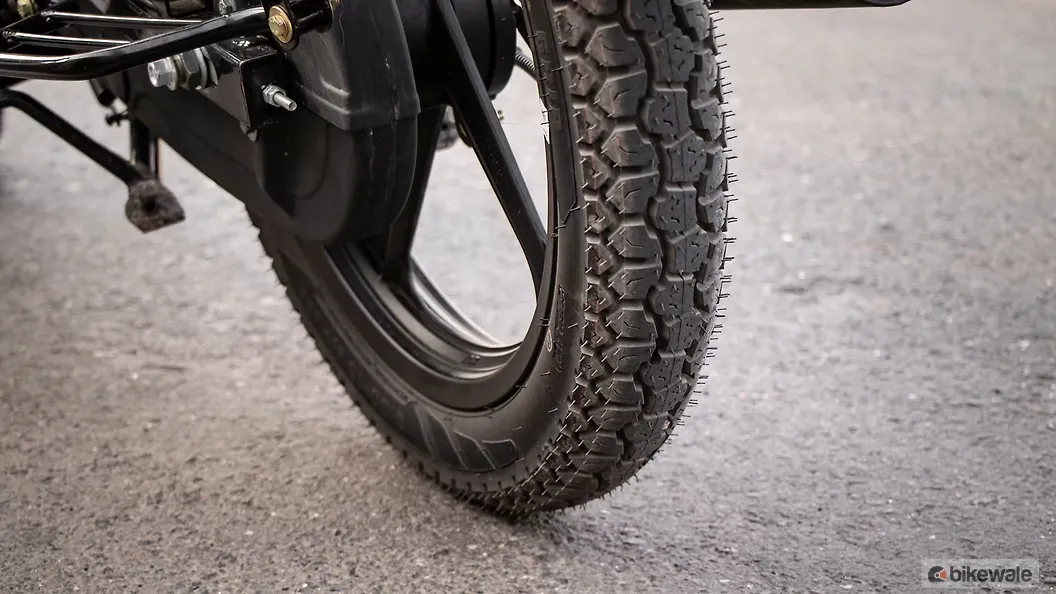 TVS Radeon Rear Tyre Image – BikeWale