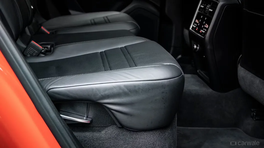 Cayenne Coupe Second Row Seat Adjustment Manual Image, Cayenne Coupe