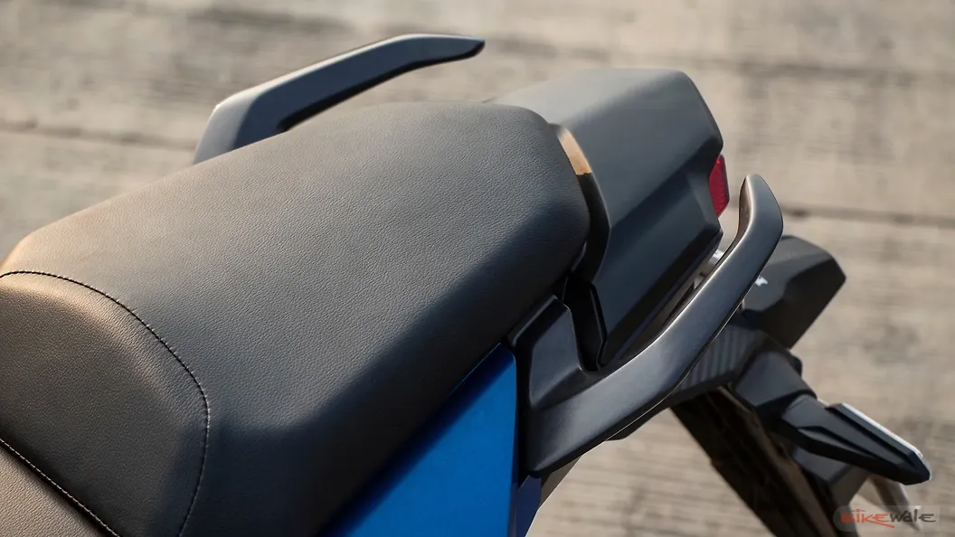 Honda 2.0 Bike Seat Image BikeWale