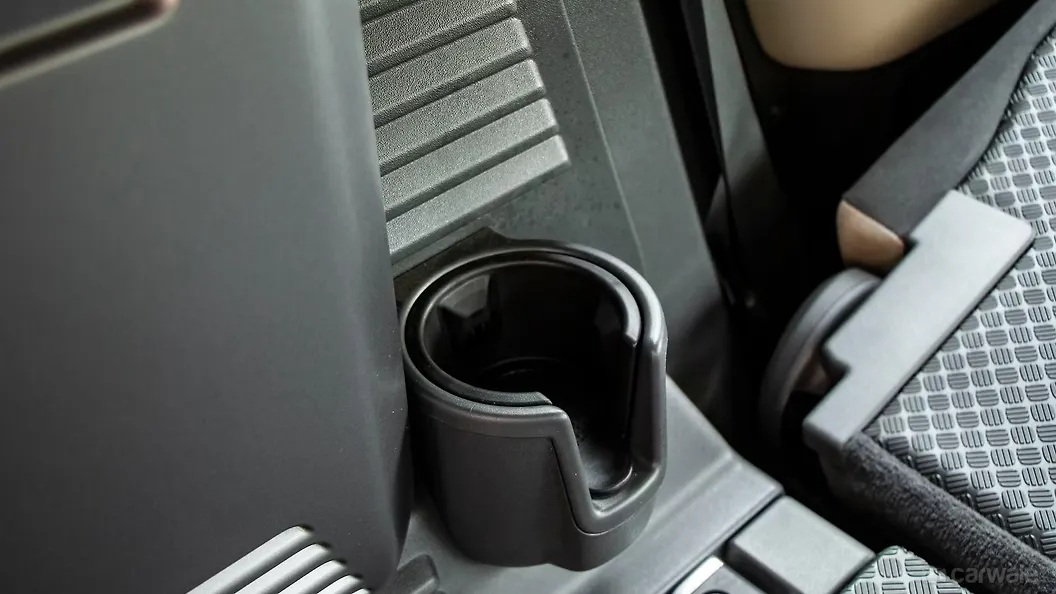 Defender [2020-2021] Cup Holders Image, Defender [2020-2021] Photos in ...