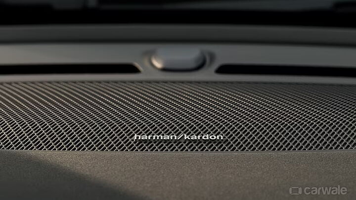 Volvo XC40 Recharge Front Speakers