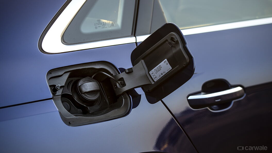 Audi A4 Open Fuel Lid