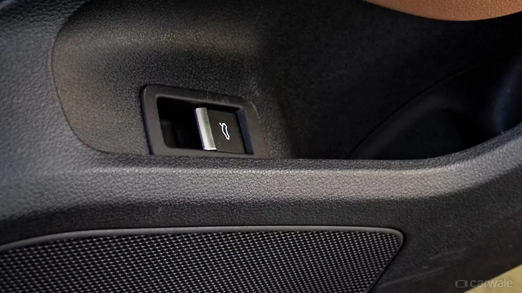 A4 Boot Release Lever/Fuel Lid Release Lever Image, A4 Photos in India