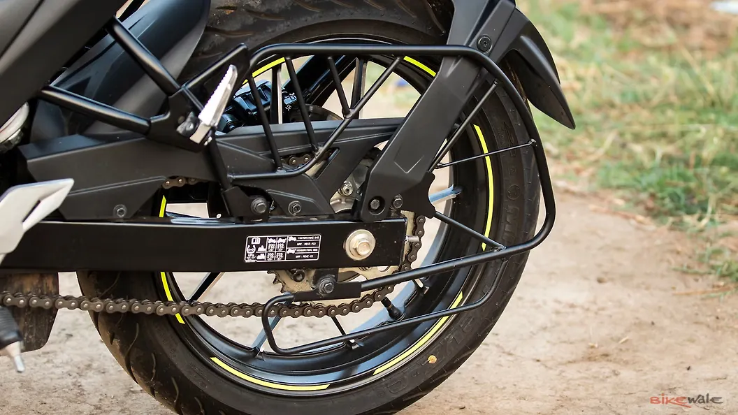 Suzuki Gixxer 250 Drive Chain and Sprocket Image BikeWale