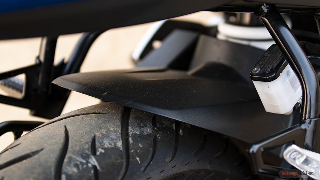 Suzuki gixxer clearance mudguard