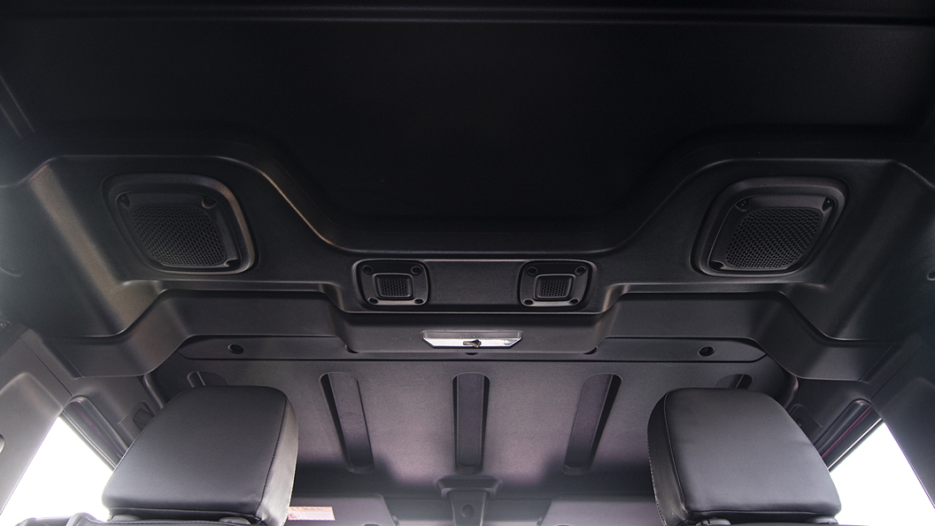 mahindra thar speakers