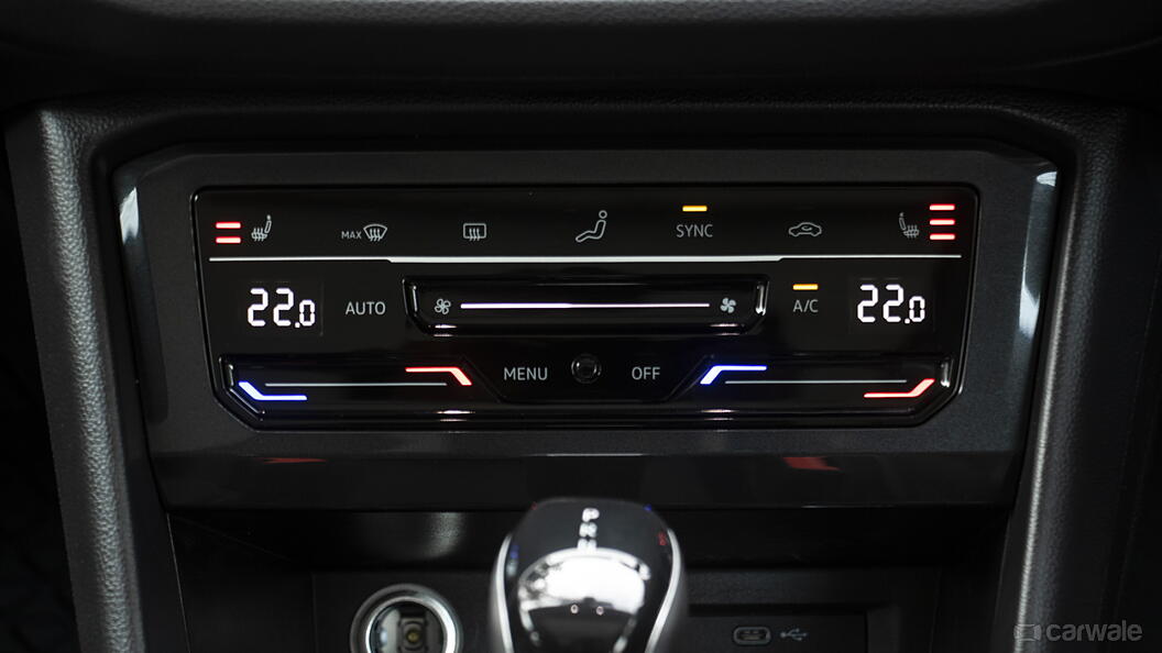 Tiguan AC Controls Image, Tiguan Photos in India - CarWale