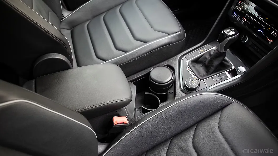 Tiguan Center Console/Centre Console Storage Image, Tiguan Photos in