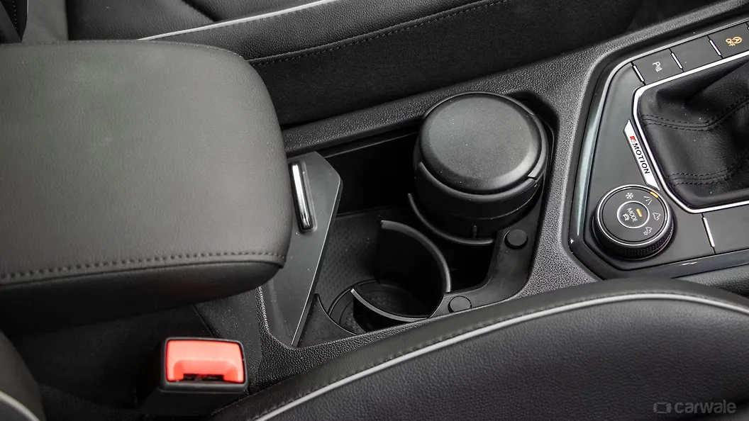 Tiguan Cup Holders Image, Tiguan Photos in India CarWale