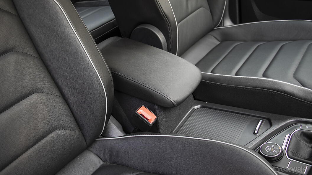 Tiguan Front Centre Arm Rest Image, Tiguan Photos In India - Carwale