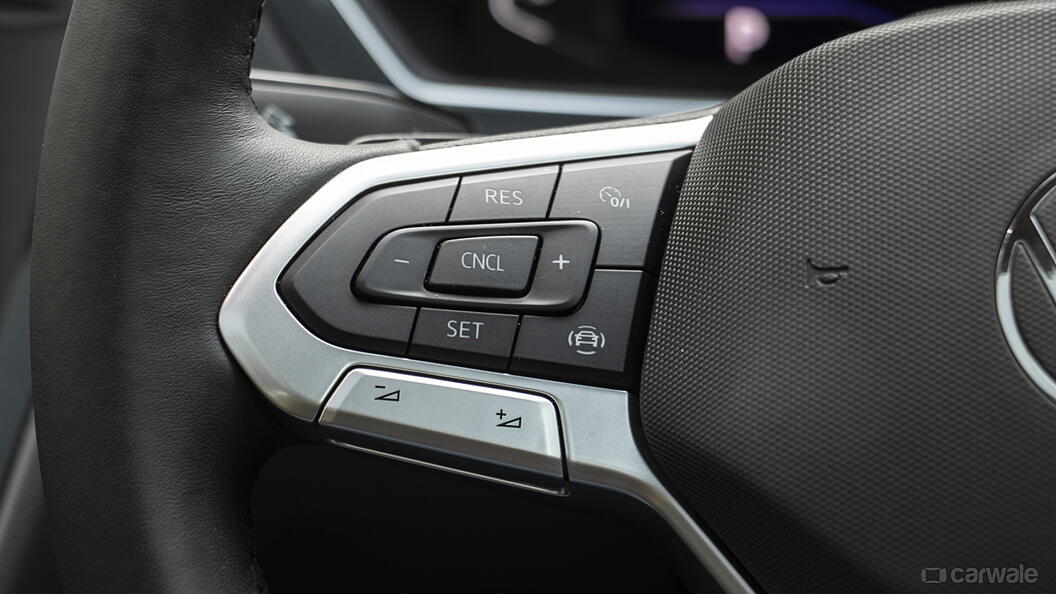 Tiguan Left Steering Mounted Controls Image, Tiguan Photos in India ...