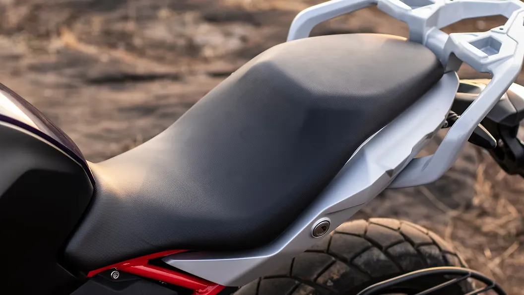 BMW G 310 GS Bike Seat Image – BikeWale