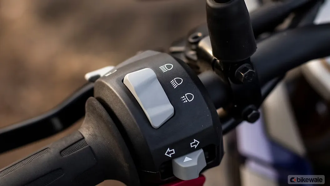 BMW G 310 GS [2021] Handle Bar Image – BikeWale