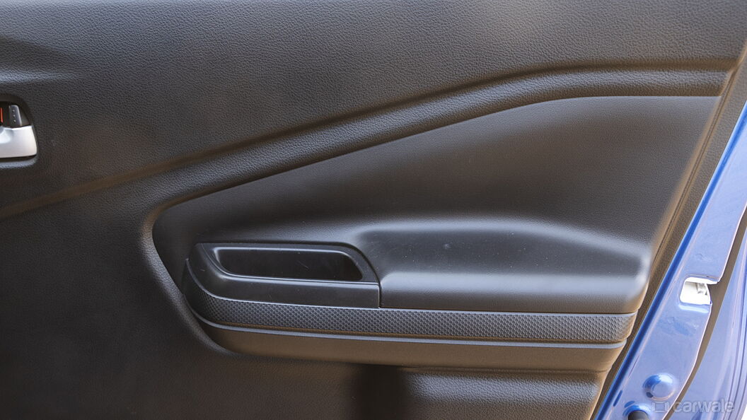 Maruti Suzuki Celerio Front Right Door Pad Handle