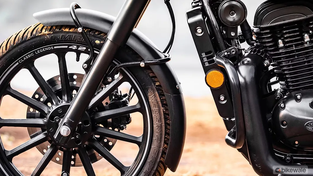 Jawa 42 Radiator Image – BikeWale