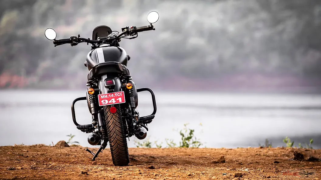 Java 42 Back View Jawa 42 Rear View Image – BikeWale