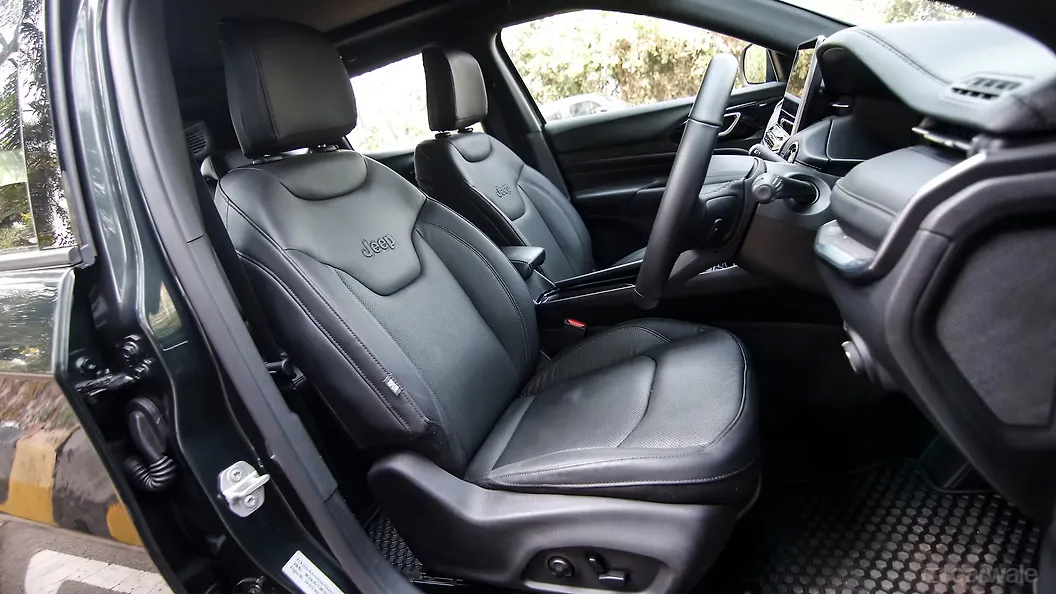 Compass Front Seat Headrest Image, Compass Photos in India CarWale