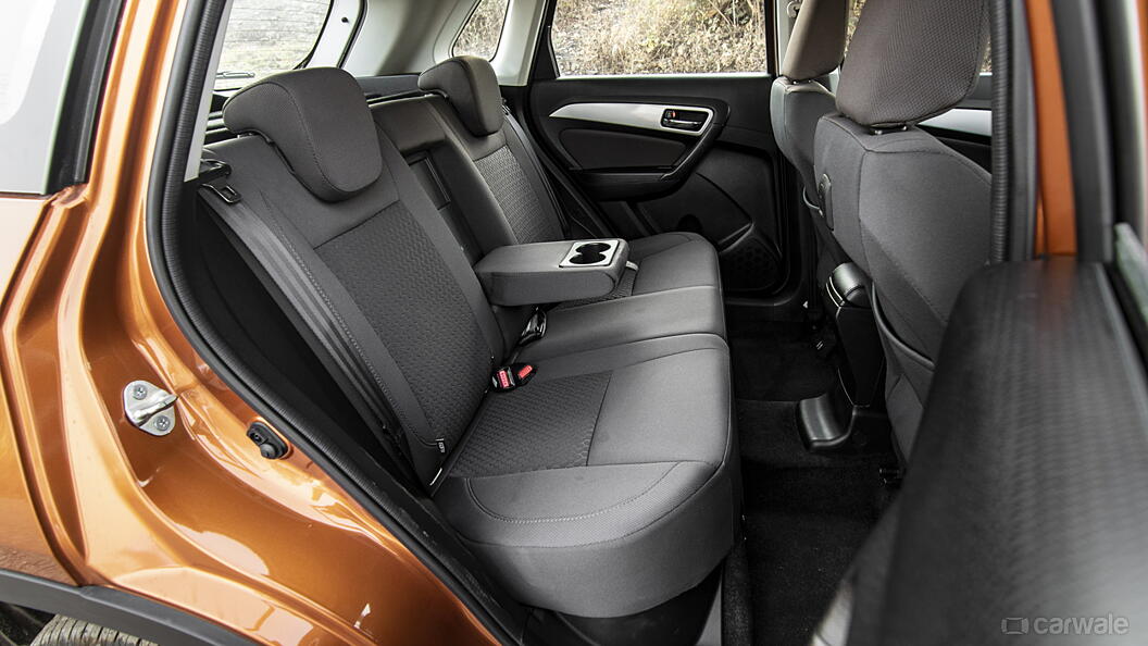 Urban Cruiser Rear Seats Image Urban Cruiser Photos In India Carwale 5384