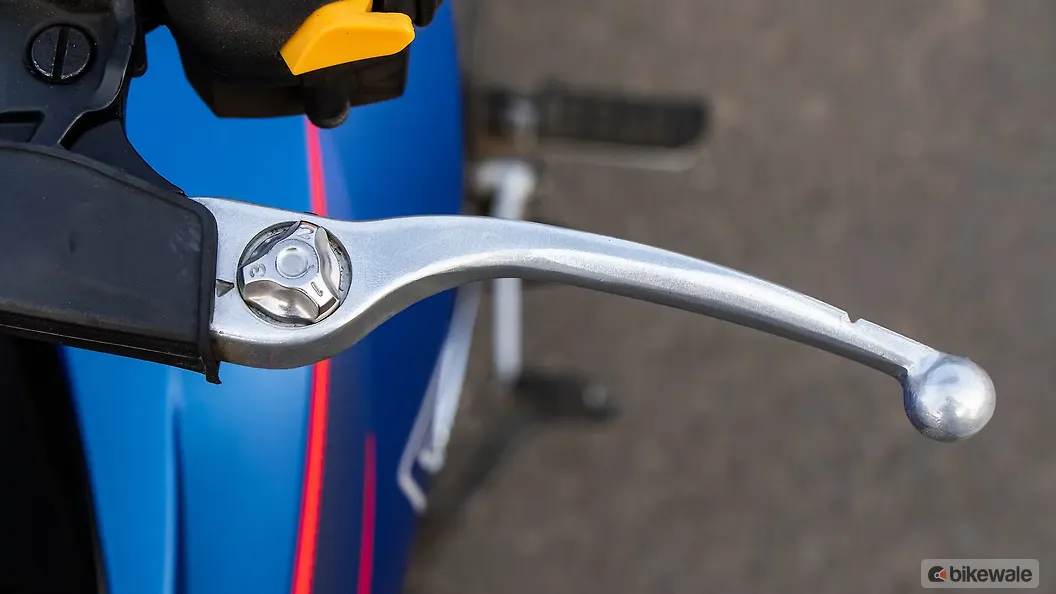 TVS Apache RTR 200 4V Clutch Lever Image BikeWale