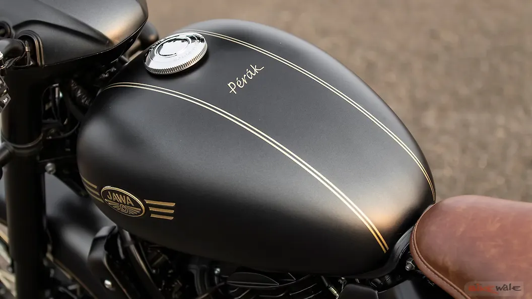 Java Bike Tank Jawa Perak Fuel Tank Image – BikeWale