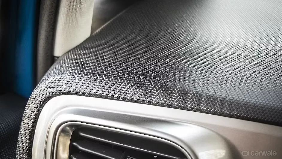 Altroz Front Passenger Airbag Image, Altroz Photos in India CarWale