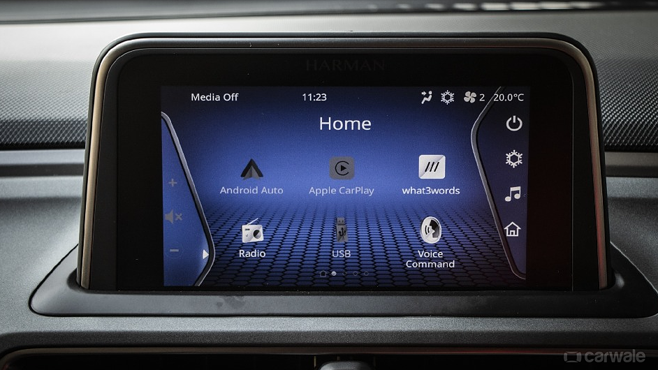 Altroz Infotainment System Image, Altroz Photos in India - CarWale