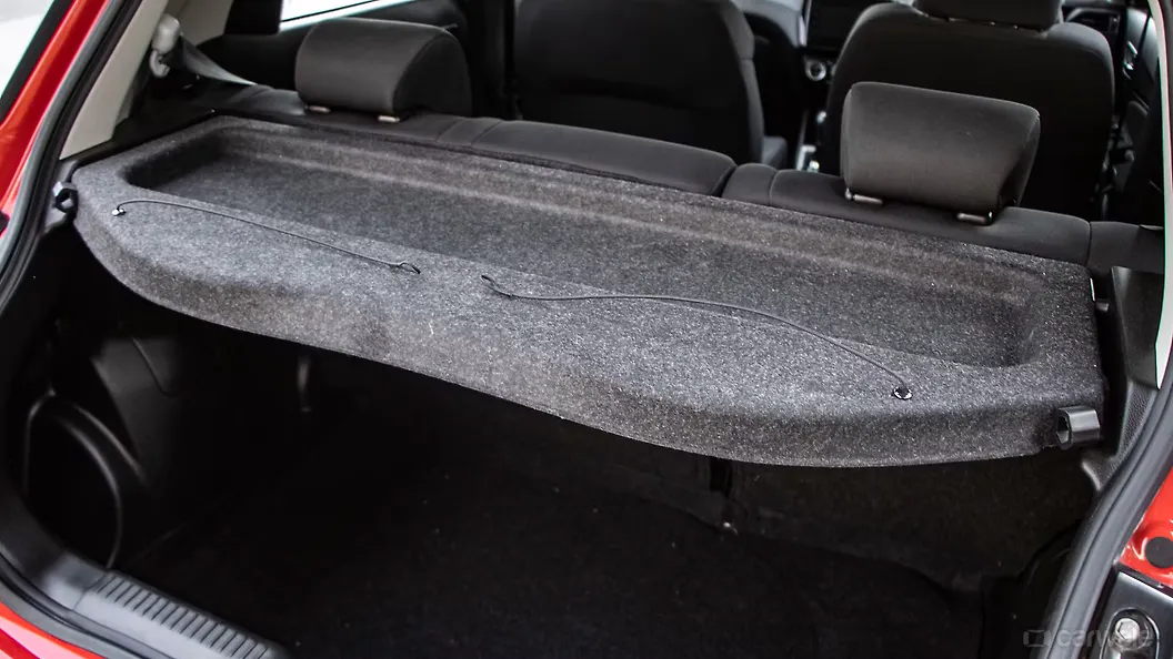 Swift Bootspace with Parcel Tray/Retractable Image, Swift Photos in