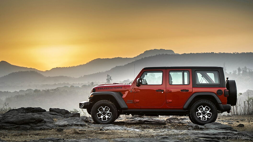 Discontinued Jeep Wrangler 2021 Left Side View