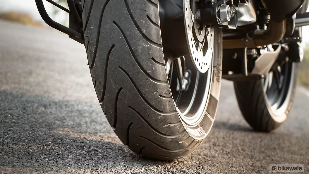 BMW G 310 R [2021] Rear Wheel Image – BikeWale